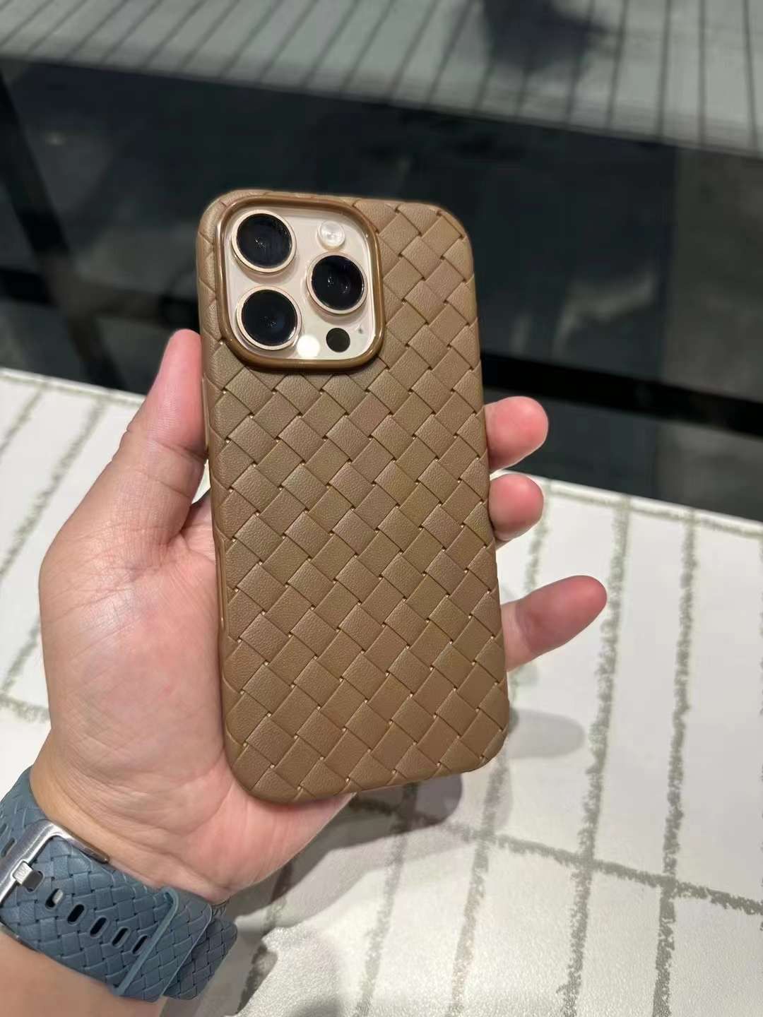 Silicone Woven Case